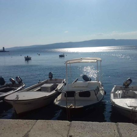 Apartment in Omisalj - Insel Krk 39736 Bagian luar foto