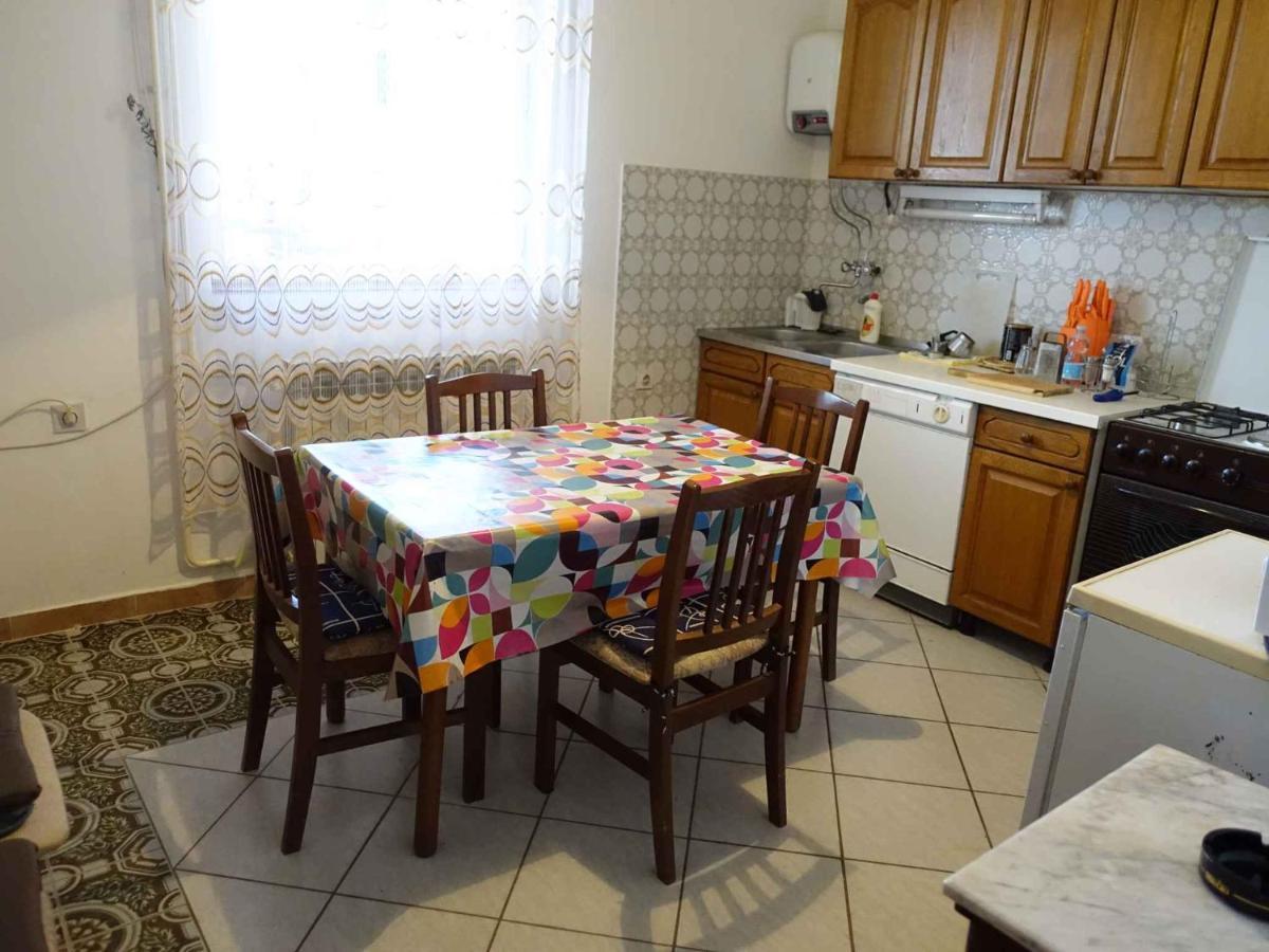 Apartment in Omisalj - Insel Krk 39736 Bagian luar foto
