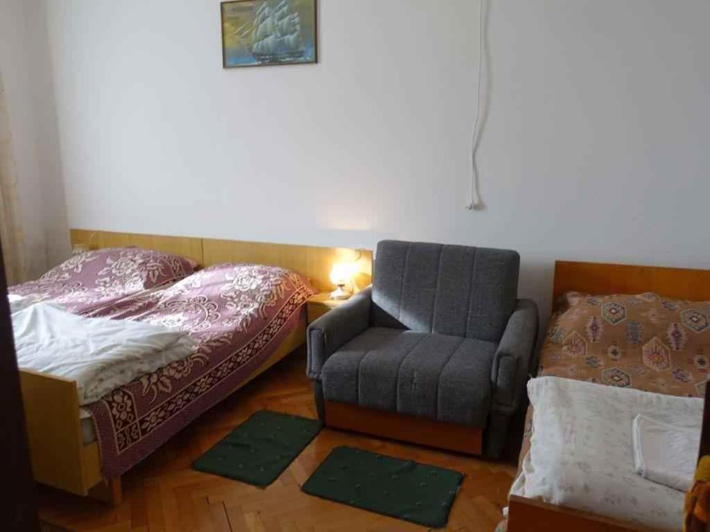 Apartment in Omisalj - Insel Krk 39736 Bagian luar foto