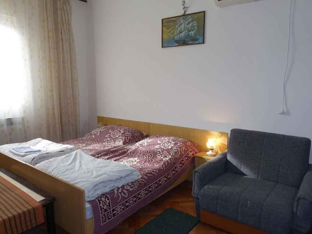 Apartment in Omisalj - Insel Krk 39736 Bagian luar foto
