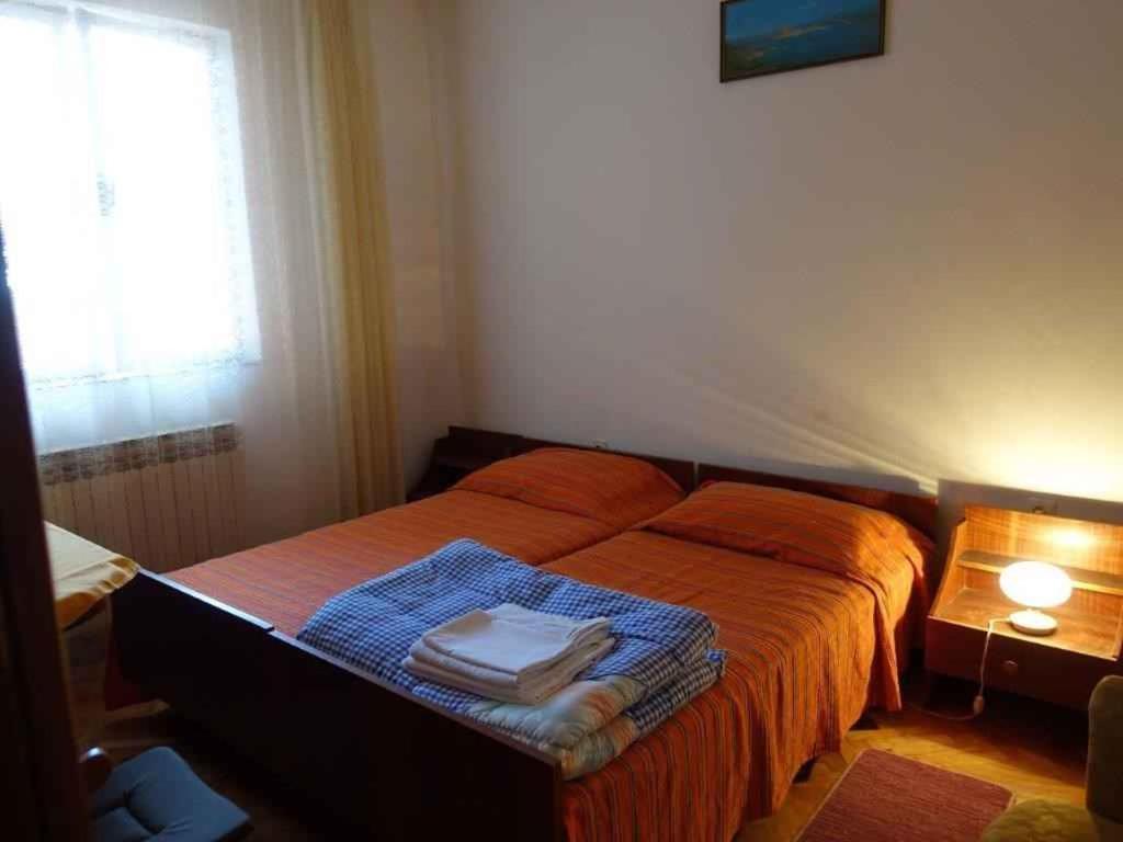 Apartment in Omisalj - Insel Krk 39736 Bagian luar foto